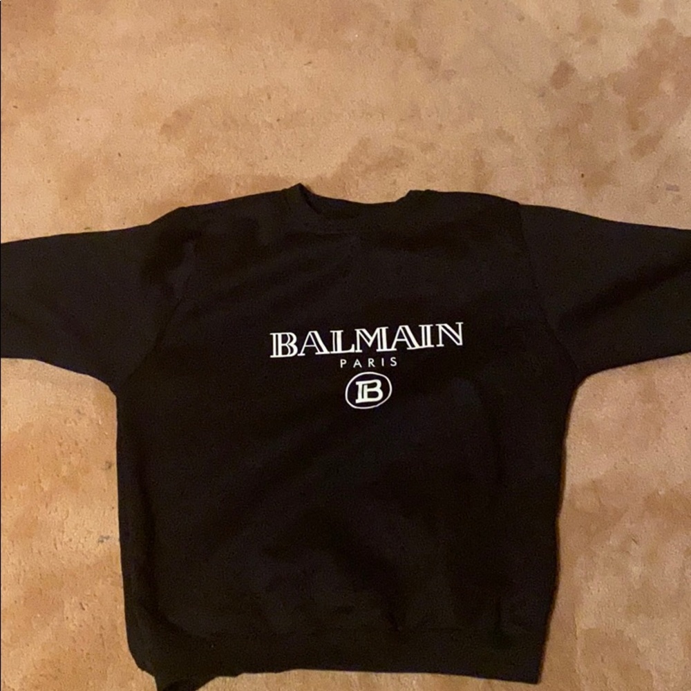 Sweater all black branded by balmain
